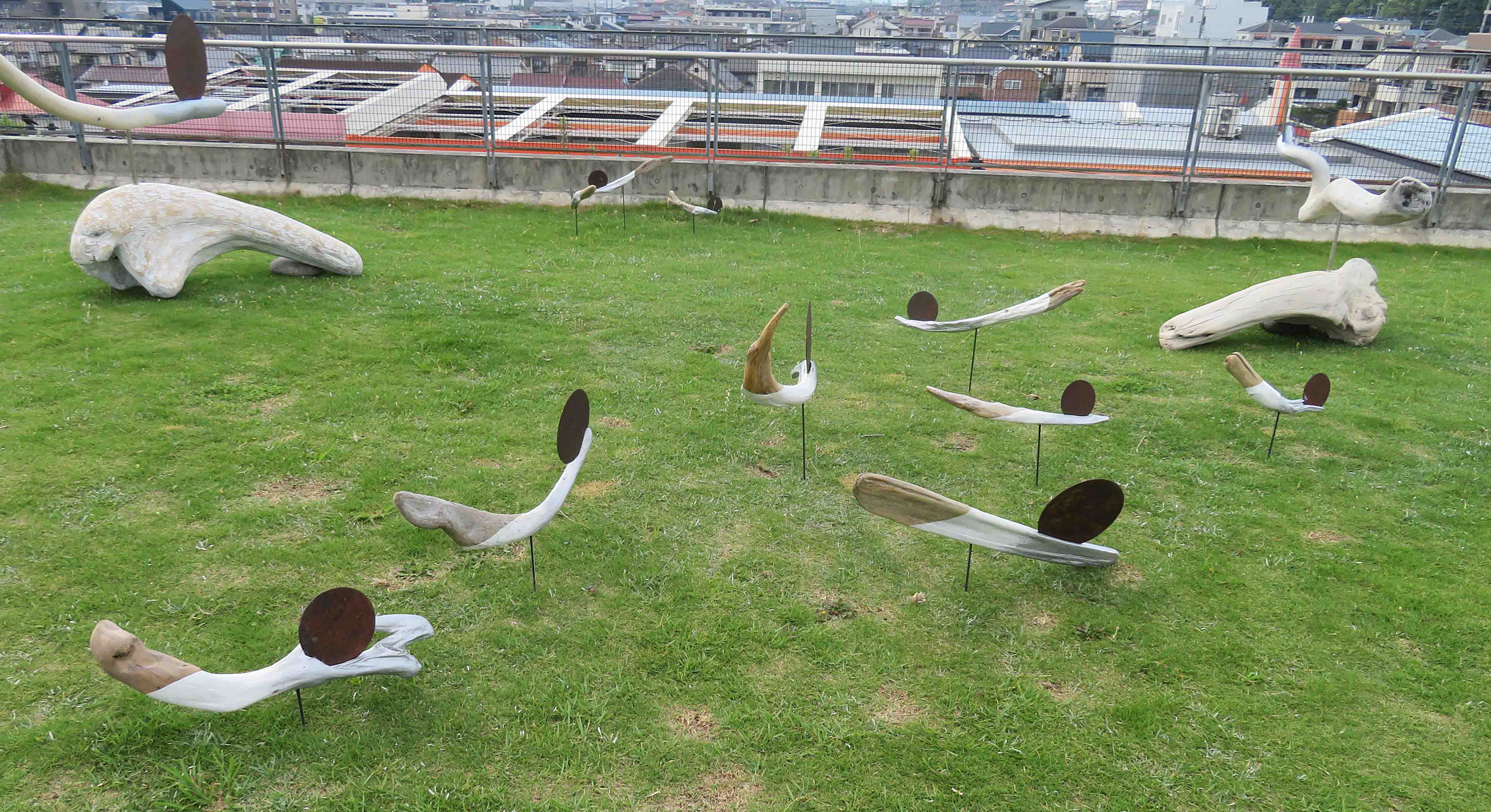 鈴木 斉3></a><p><font size=4